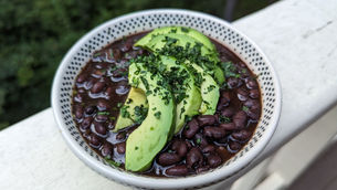 Slow Cooker Gochugaru & Guiness Black Bean Soup (V)