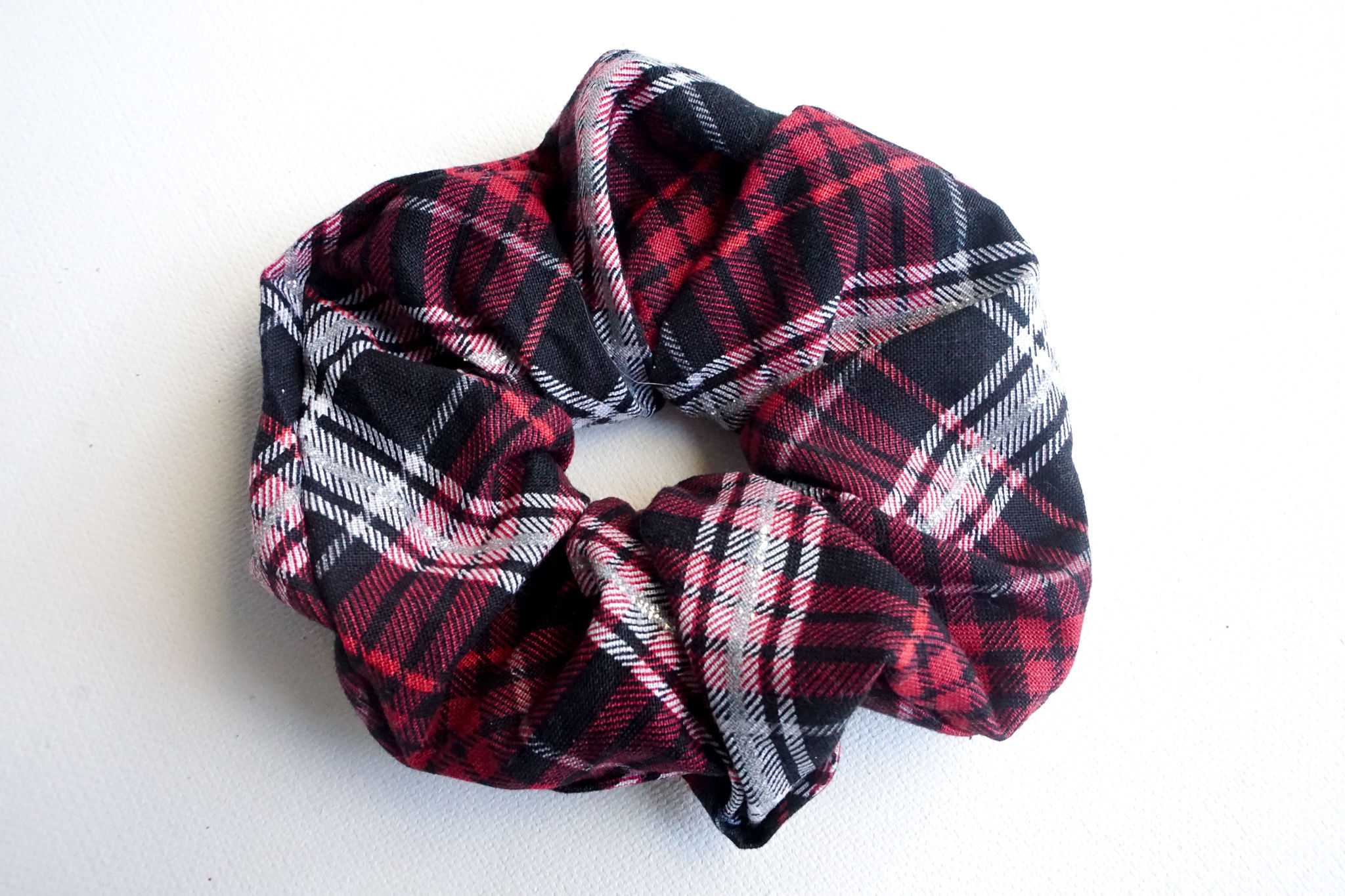 Scrunchy - Red Plaid