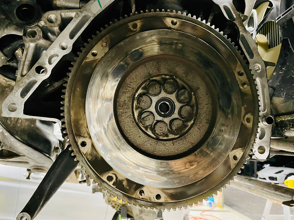 サムネイル： ホンダ CR-V RD1 マニュアルトランスミッションクラッチディスク交換作業