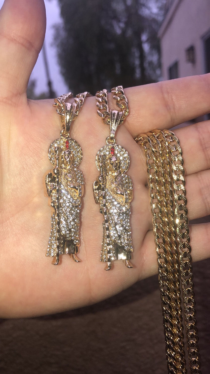 Thumbnail: Bust out San Judas tadeo