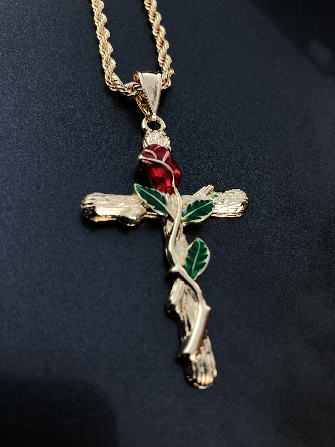 Cross with red tone rose