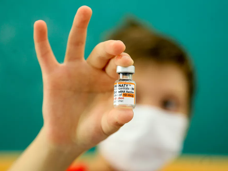 EUA analisa vacinas da Pfizer e Moderna para bebês e crianças pequenas