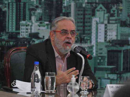 Secretário de saúde de BH admite "medo" ao reabrir comércio