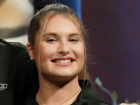 A adolescente que criou dispositivo para barrar golpe 'boa noite, Cinderela'