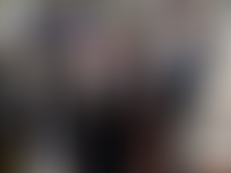 No Equador, Bolsonaro diz que está dando 'mau exemplo' e coloca máscara