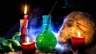 Halloween: 3 'poções' do folclore das bruxas que realmente têm significado medicinal hoje em dia