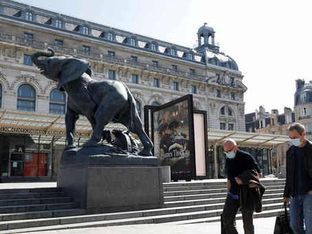 França retira obrigatoriedade no uso de máscaras ao ar livre e antecipa fim do toque de recolher