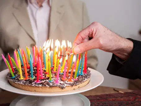 Corpo humano seria capaz de viver até os 156 anos, sugere pesquisa