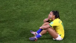 Saúde mental: 57% das jogadoras de futebol relatam problemas psicológicos; metade não recebe apoio dos clubes