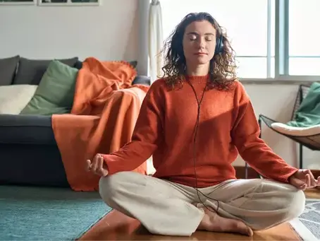 Qual a diferença entre solidão e solitude? E por que ficar sozinho pode fazer bem à saúde