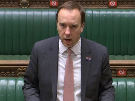 Nova variante do coronavírus estava 'fora de controle', diz ministro da Saúde do Reino Unido