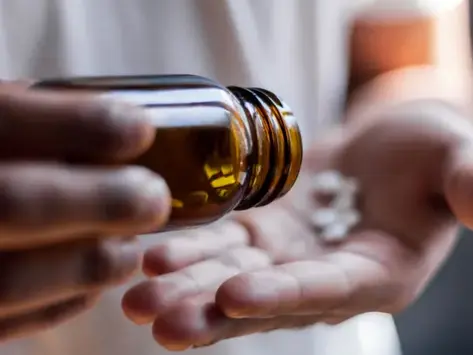 'Arruinou minha vida': como remédio desencadeou vício em jogo e sexo em centenas de pessoas