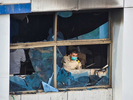 Incêndio em hospital mata 13 pacientes com Covid na Índia
