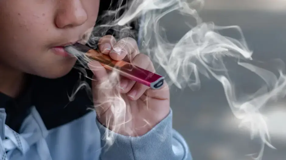 DF lidera ranking de uso de cigarros eletrônicos entre estudantes; índice chega a 43%, diz pesquisa