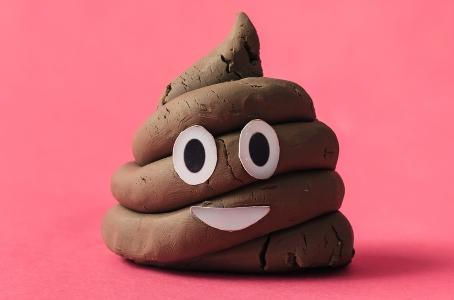 Por que você deve olhar seu cocô todos os dias para prevenir doenças