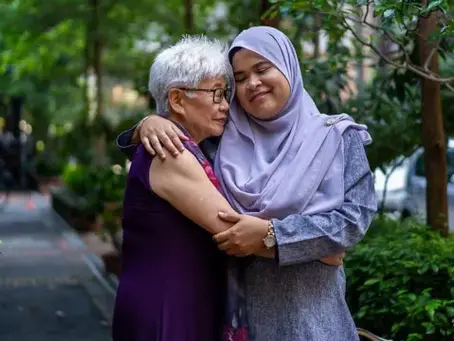 O país que viu número de idosos centenários dobrar em 10 anos