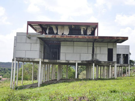 Obras de 95 postos de saúde estão abandonadas em Minas