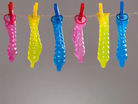 SUS vai distribuir camisinhas texturizadas e finas para estimular uso de preservativos