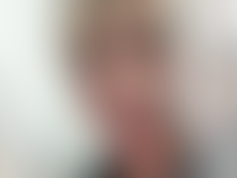 Jovem descobre ter câncer depois de morder a língua enquanto espirrava