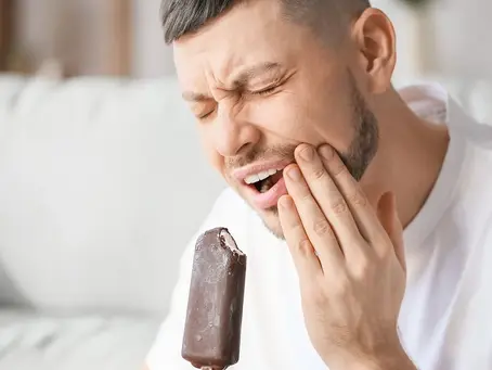 Acidez de alimentos pode causar doenças bucais, alerta especialista