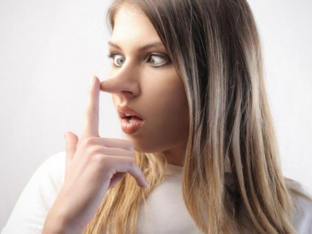 Mentira compulsiva existe? O que a ciência já sabe sobre a mitomania e por que ela vai além de ‘mentir demais’