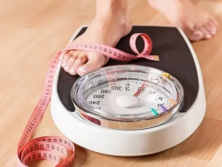 Mãe é condenada à prisão na Itália por obrigar filha a fazer dieta e não passar dos 47 kg