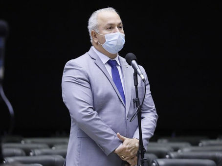 Projeto de lei quer estabelecer "exame de ordem" para médicos