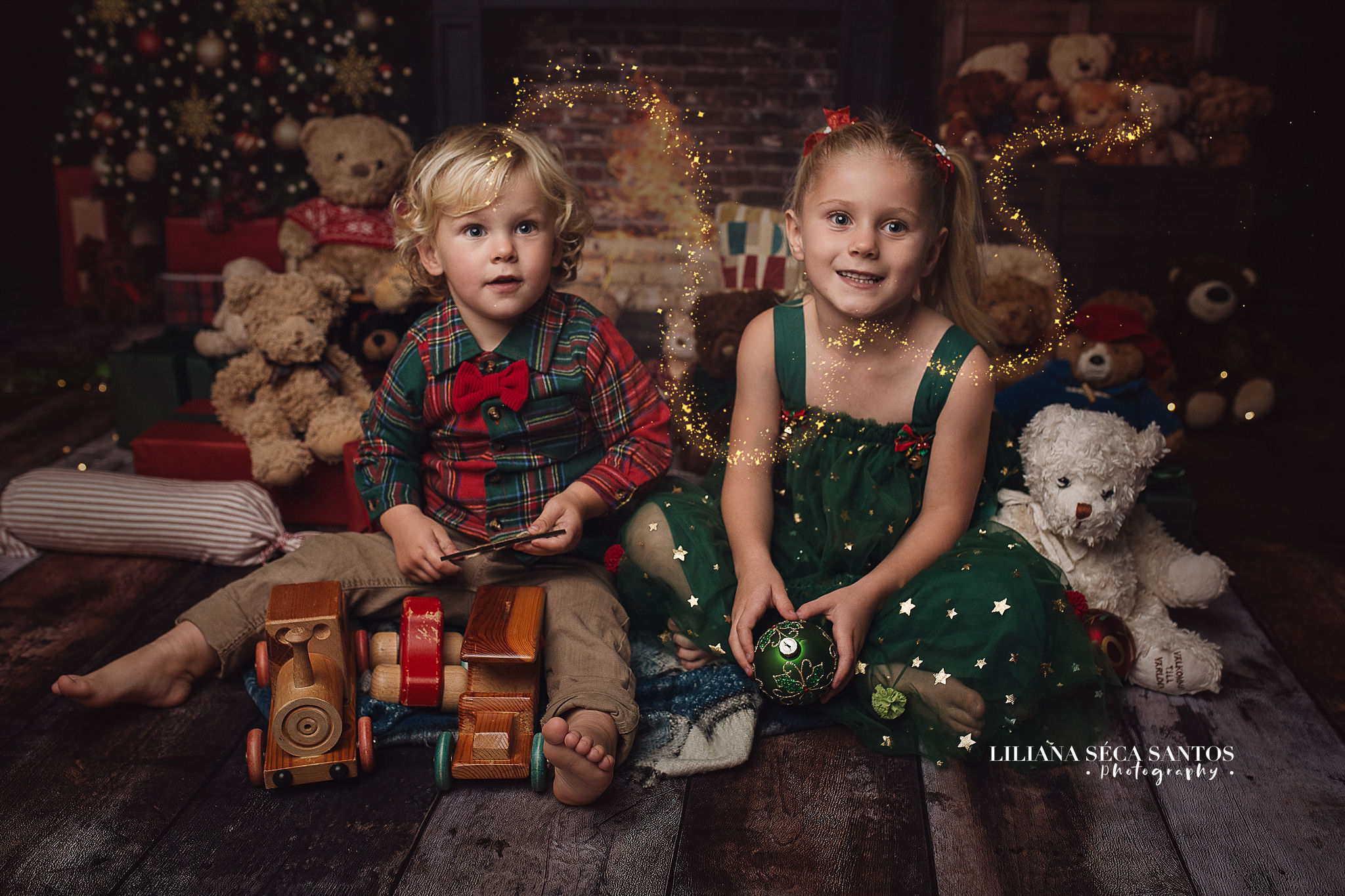 Christmas Mini Session 2025 (Booking Fee Only) - Shotton, North Wales