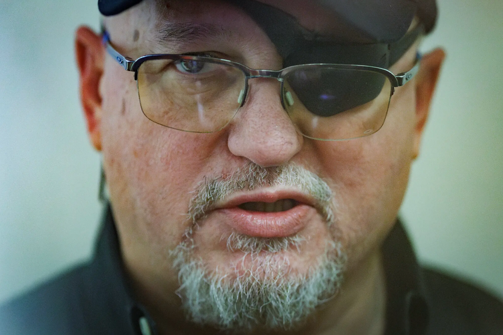 Insurrectionist Stewart Rhodes, leader, Oath Keepers, accidently shot himself in the face.