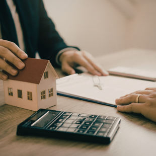 ¿Cuánto dinero necesitas realmente para comprar casa en México en 2026?