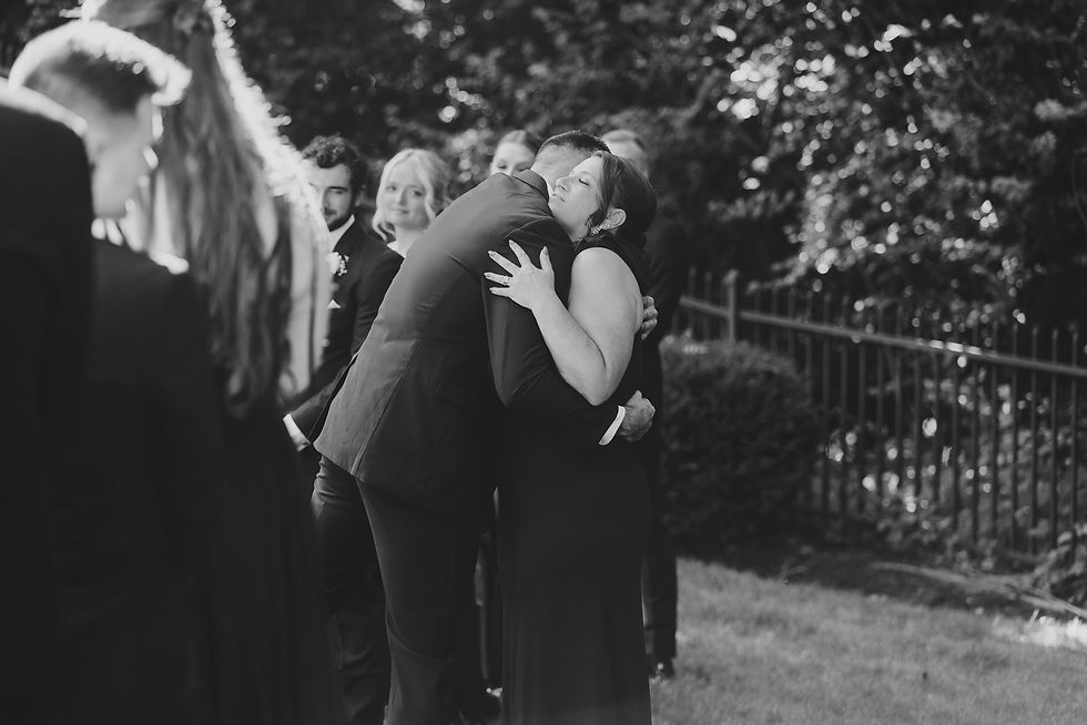Candid wedding photography at Laurel Hall