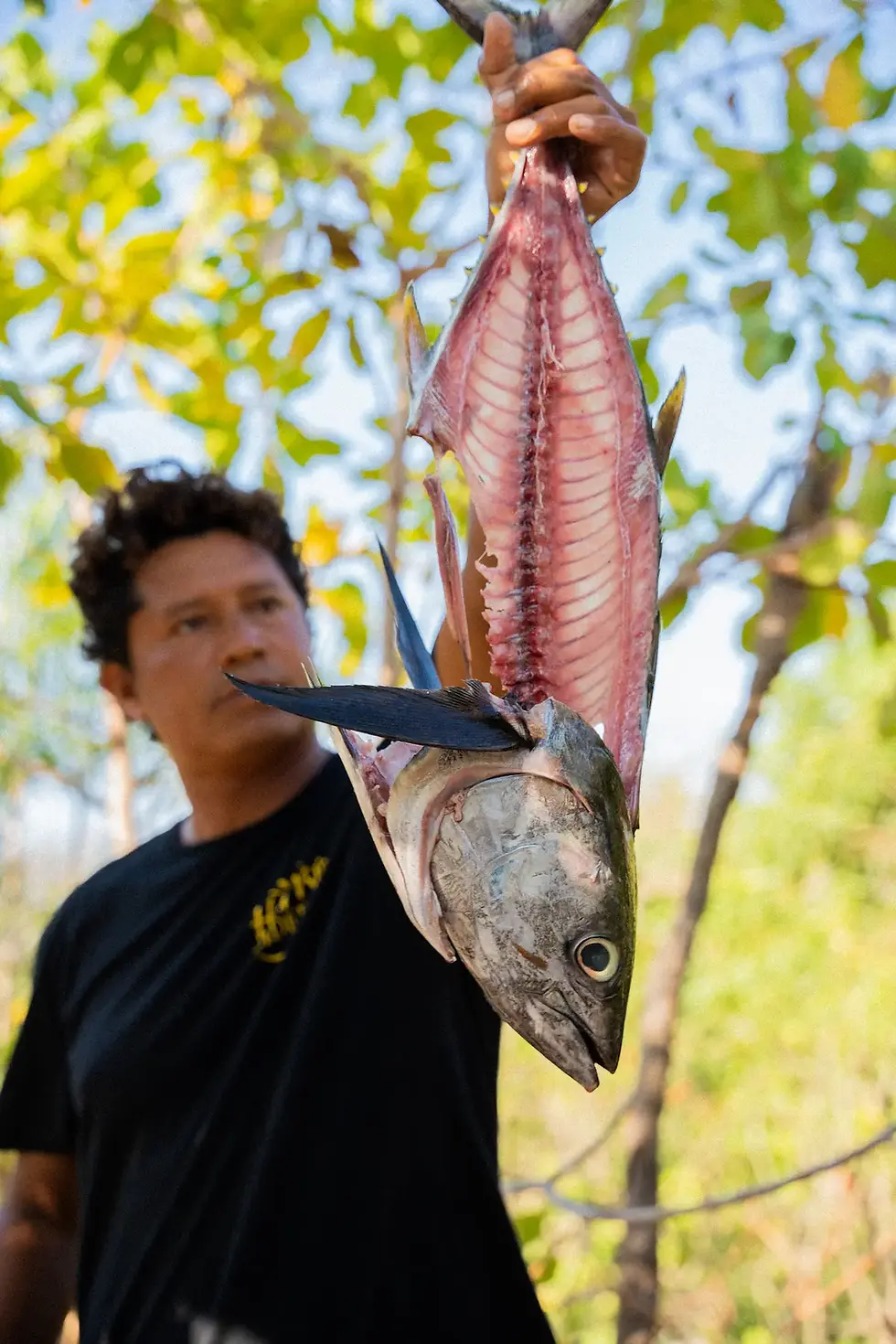 Erol holding a fish Popoyo
at his Sardina Surf Camp
Surf School in Nicaragua
Café & Boutique stay