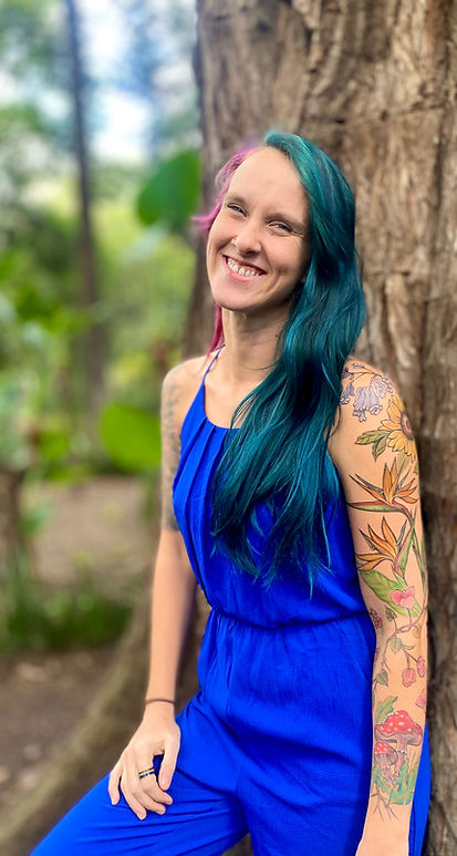 Sarah Wolfer, LICSW, founder of Courageous You — queer and neurodivergent-affirming telehealth therapist specializing in KAP