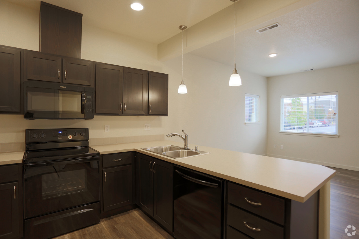 New Battle Ground Village Townhomes Ages 55+