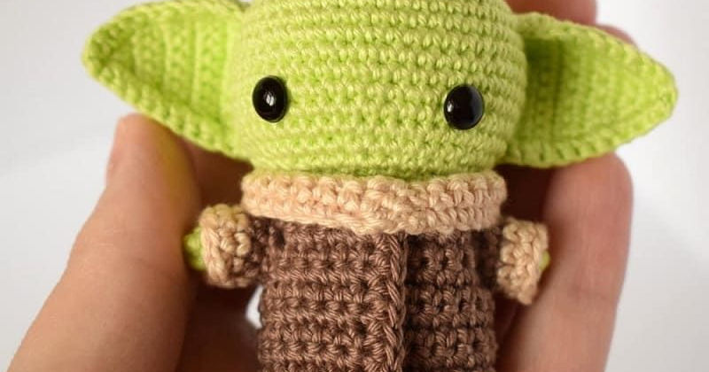 Baby Yoda Amigurumi Crochet Free Pattern -.jpg