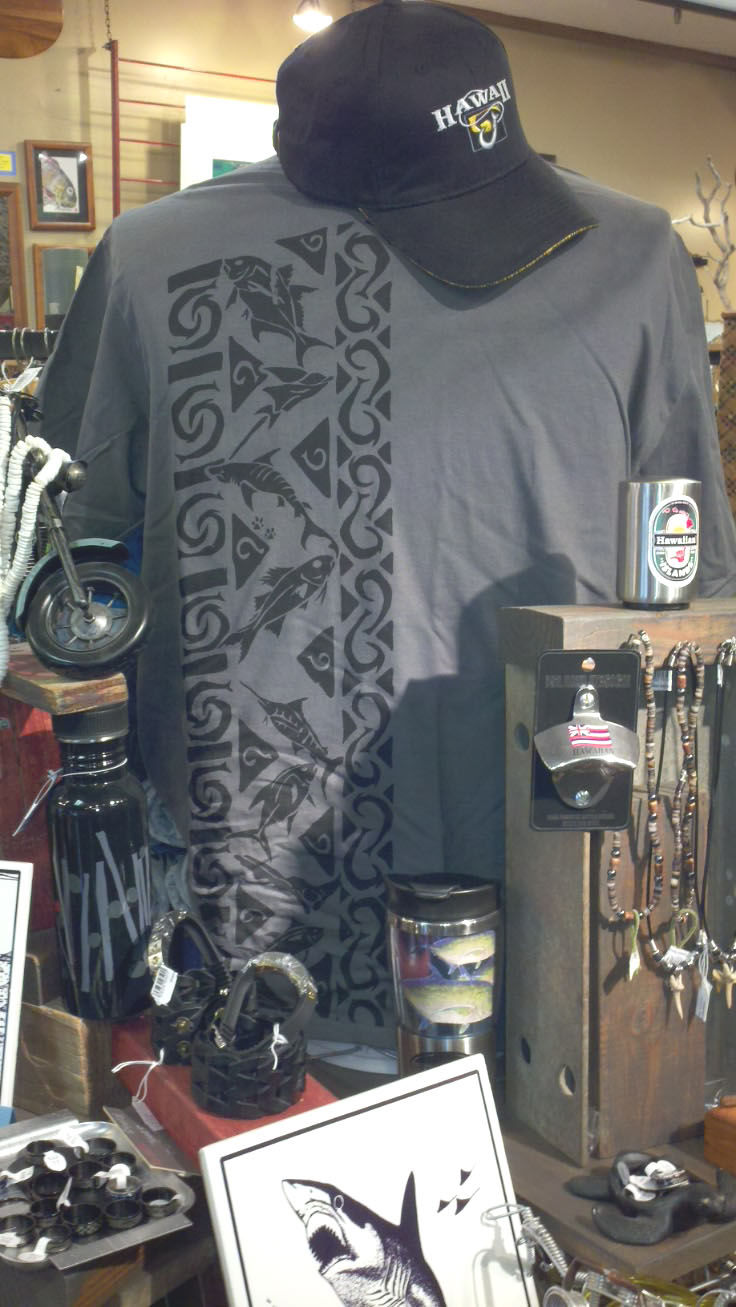 fishhook tapa gray T-shirt