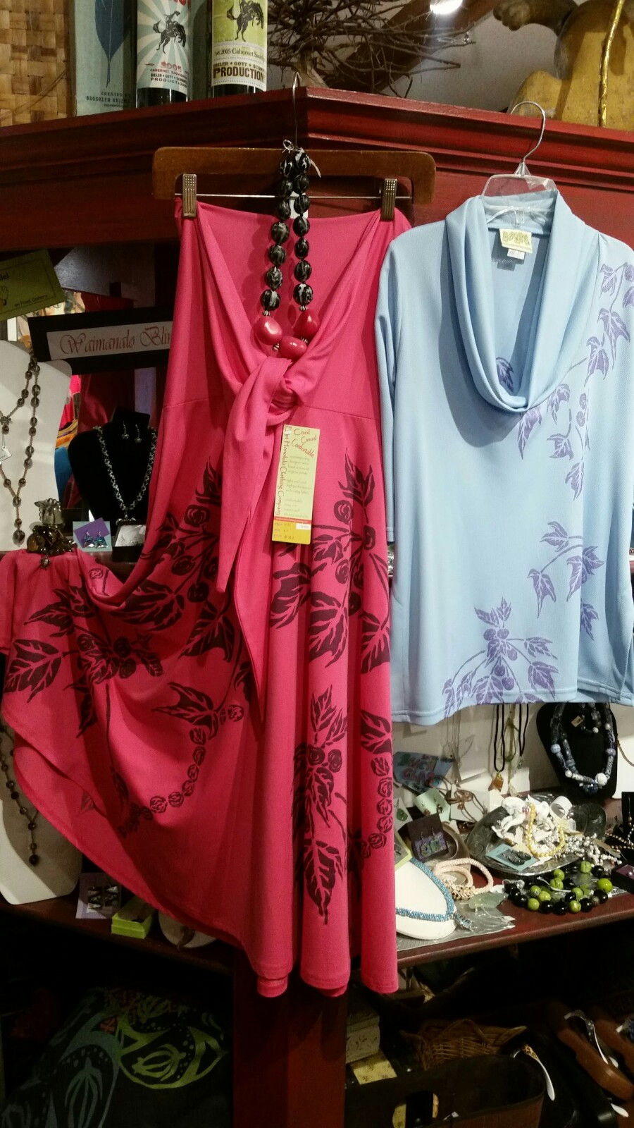 t30 small lavender kukui, d77 brown