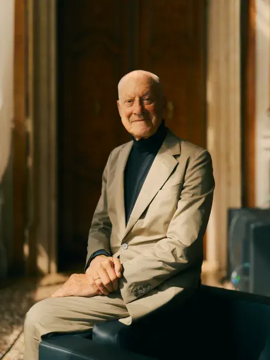 Norman-foster-portrait.webp