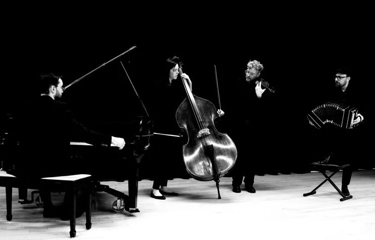 Milonga Mala Yunta - Live Music