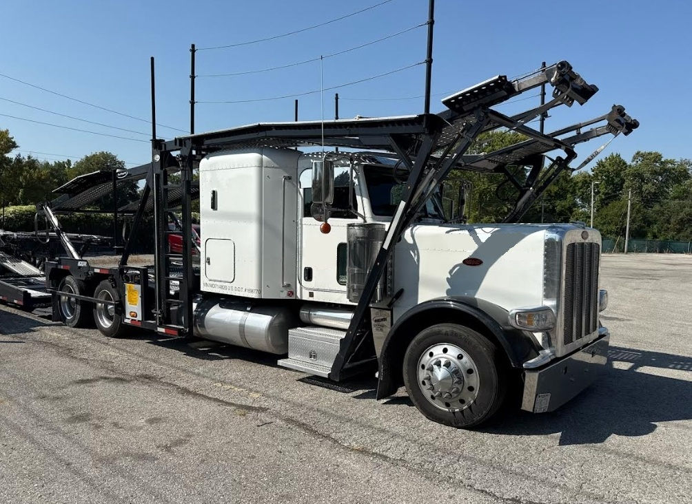 2021 Peterbilt 389 / 2022 Cottrell CX09LSFA