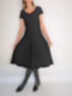 Miniaturebillede: Vintage 00-tal Armani svart klänning med drapering (L)