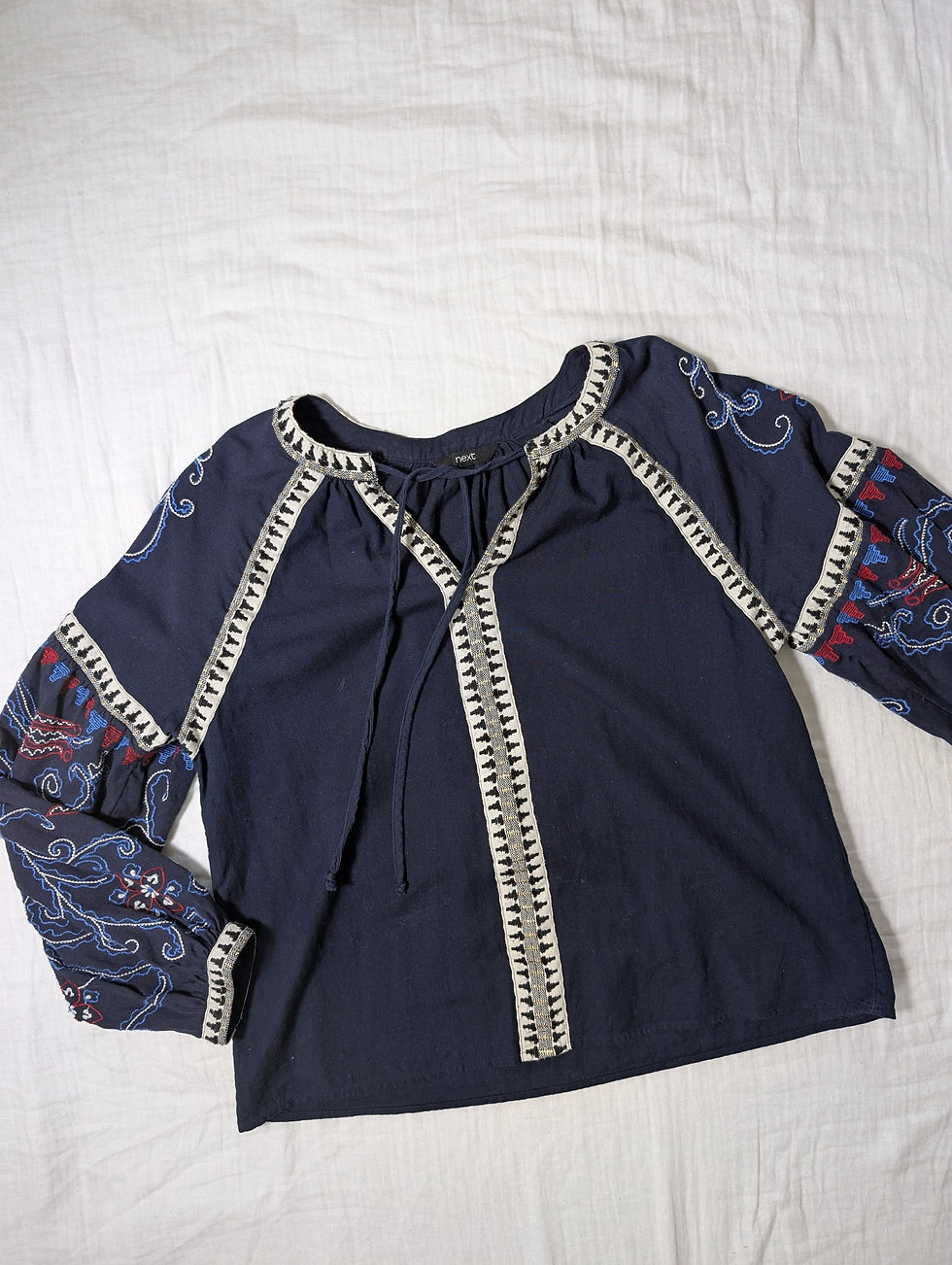 Miniaturebillede: Næste boho bluse med broderi (M)