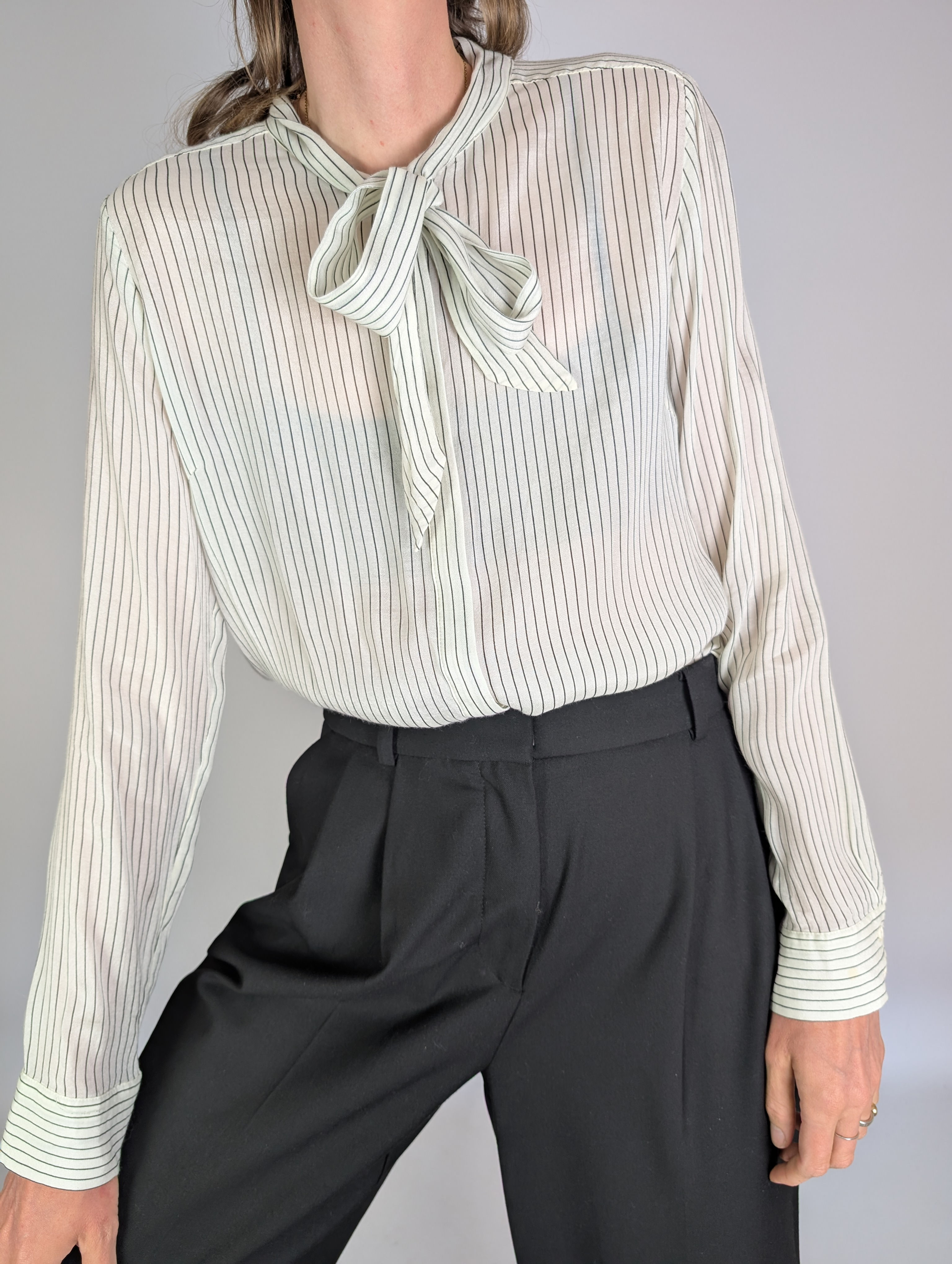 Inwear smalrandig knytblus (M)