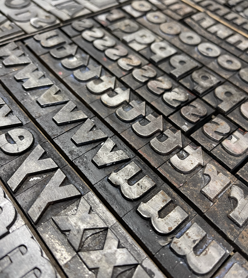 Sans Serif Letter type