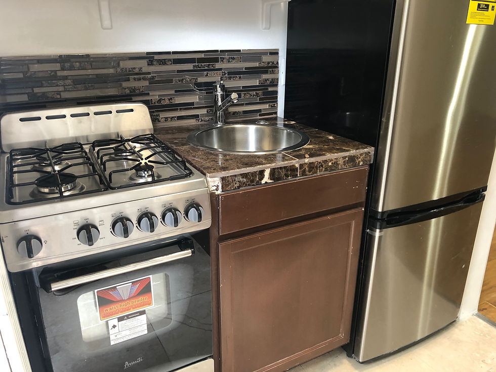 1579 3 Kitchen 2.jpg