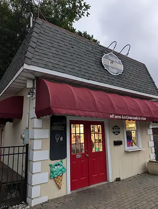 sundaes_storefront.webp