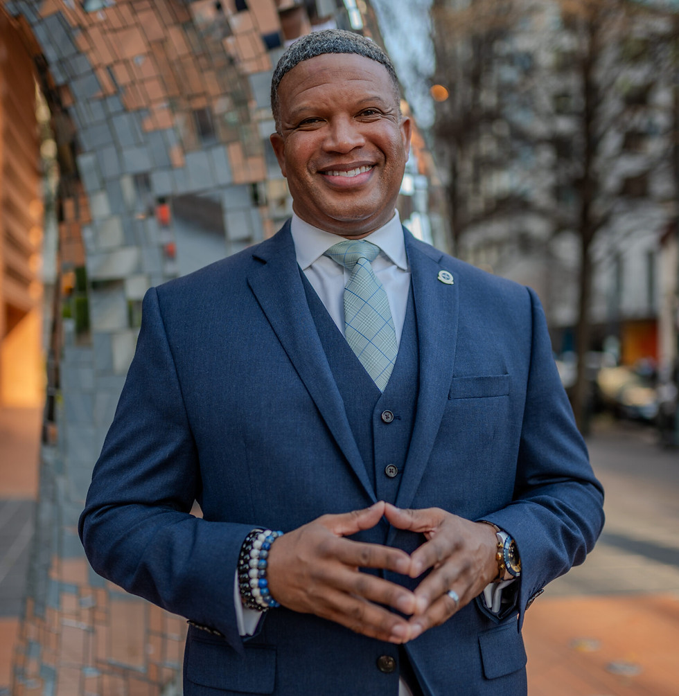 RodneyHeadshots-3-scaled (1).jpg