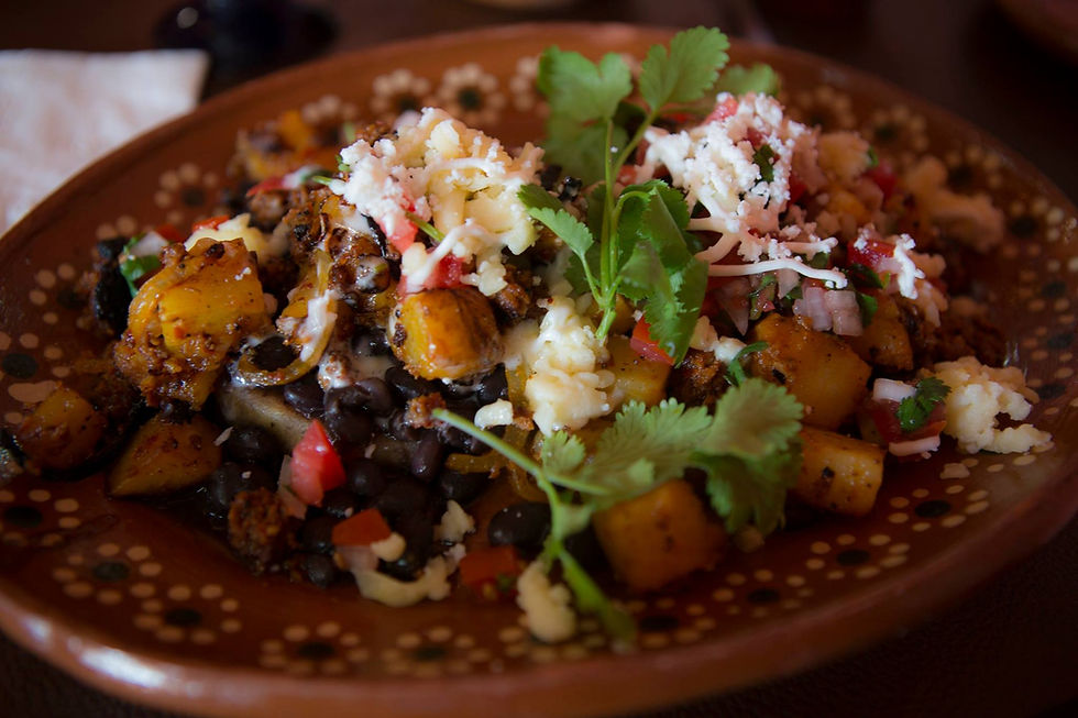 Sopes De Papas y Chorizo