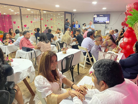 Celebra Escuela Libertad: "A date with my first love" 