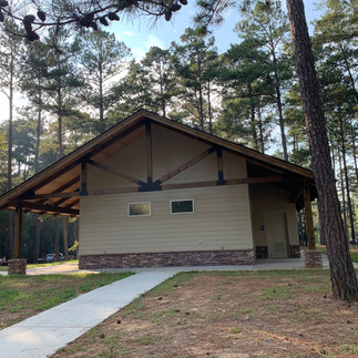 Showers at Mistletoe State Park